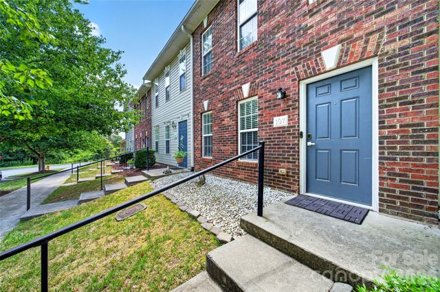 140 Locomotive Lane 107, Mooresville, NC 28115