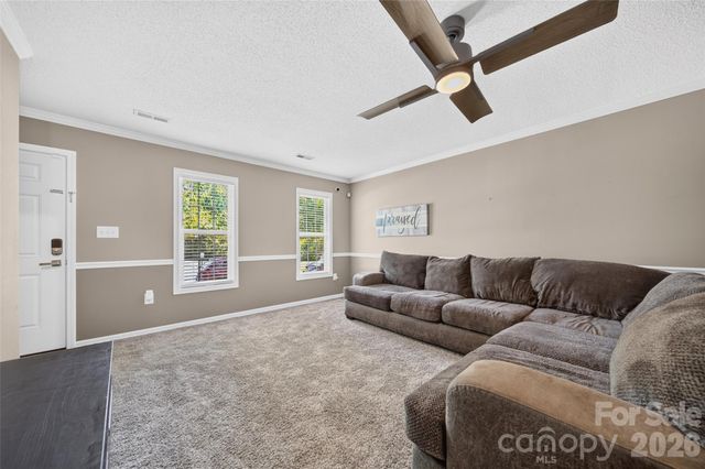 140 Locomotive Lane 107, Mooresville, NC 28115