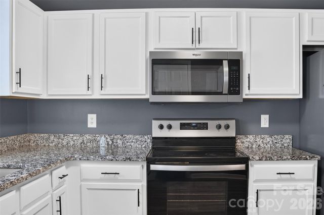 140 Locomotive Lane 107, Mooresville, NC 28115