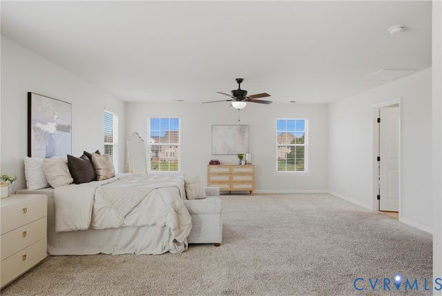 1819 White Mountain Dr, Chester, VA 23836
