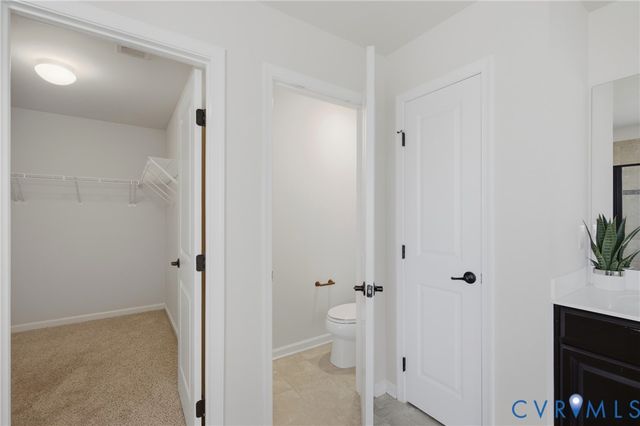 1819 White Mountain Dr, Chester, VA 23836