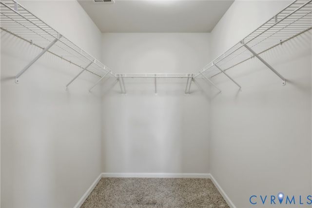 1819 White Mountain Dr, Chester, VA 23836