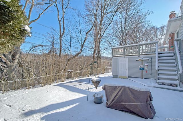 107 Parkview Road, Elmsford, NY 10523