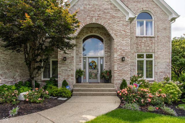 8989 Bay Breeze Lane, Indianapolis, IN 46236