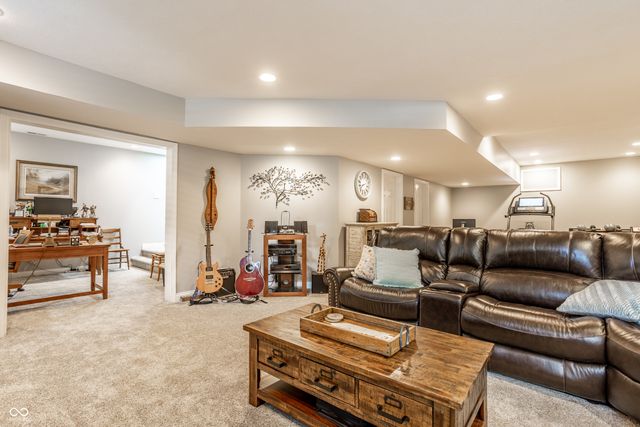 8989 Bay Breeze Lane, Indianapolis, IN 46236