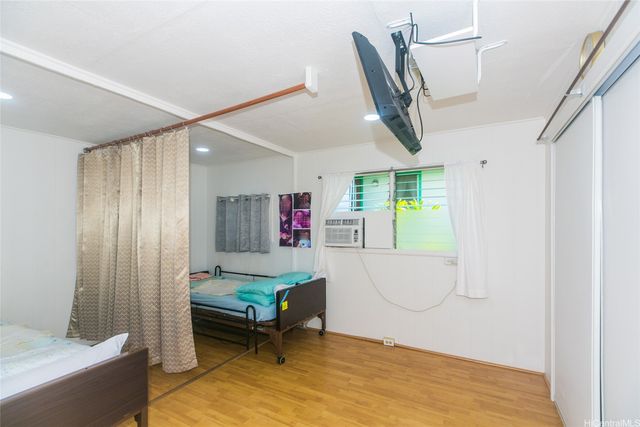 1031 Gulick Avenue, Honolulu, HI 96819