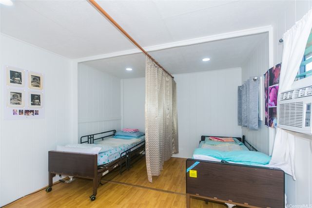 1031 Gulick Avenue, Honolulu, HI 96819