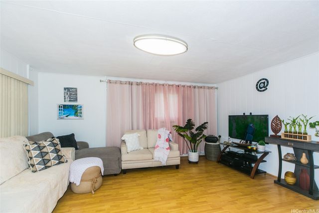 1031 Gulick Avenue, Honolulu, HI 96819