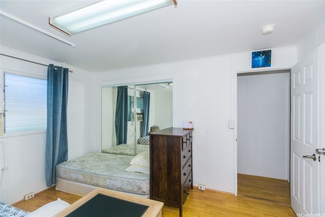 1031 Gulick Avenue, Honolulu, HI 96819