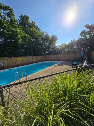 1110 Springfield Pike, Wyoming, OH 45215