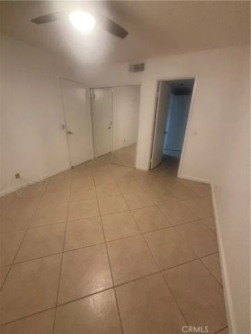 2700 Lawrence Crossley 84, Palm Springs, CA 92264