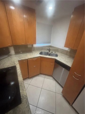 2700 Lawrence Crossley 84, Palm Springs, CA 92264