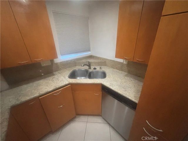 2700 Lawrence Crossley 84, Palm Springs, CA 92264