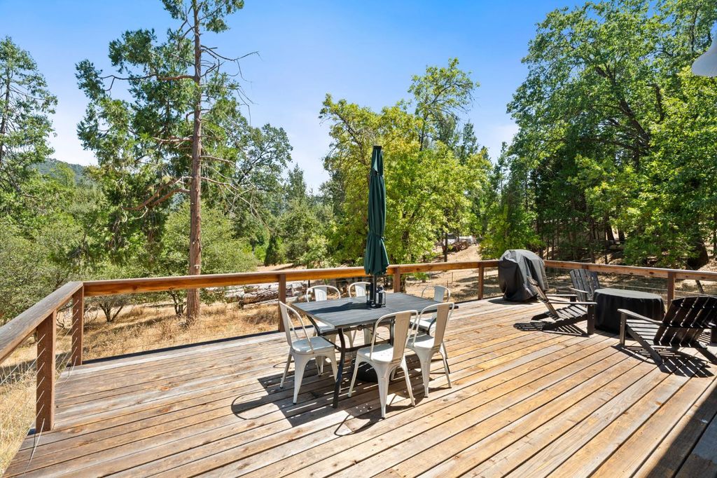 Image 34 of property listing at 5570 Grayling Road, Mariposa, CA 95338