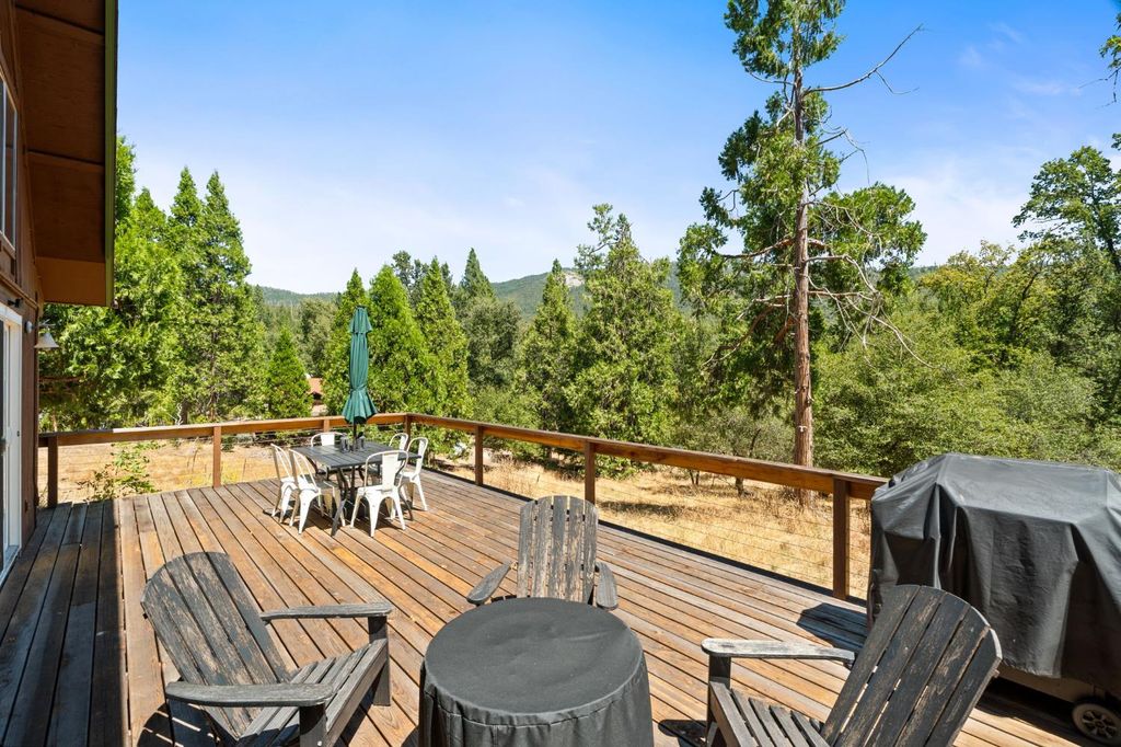 Image 38 of property listing at 5570 Grayling Road, Mariposa, CA 95338