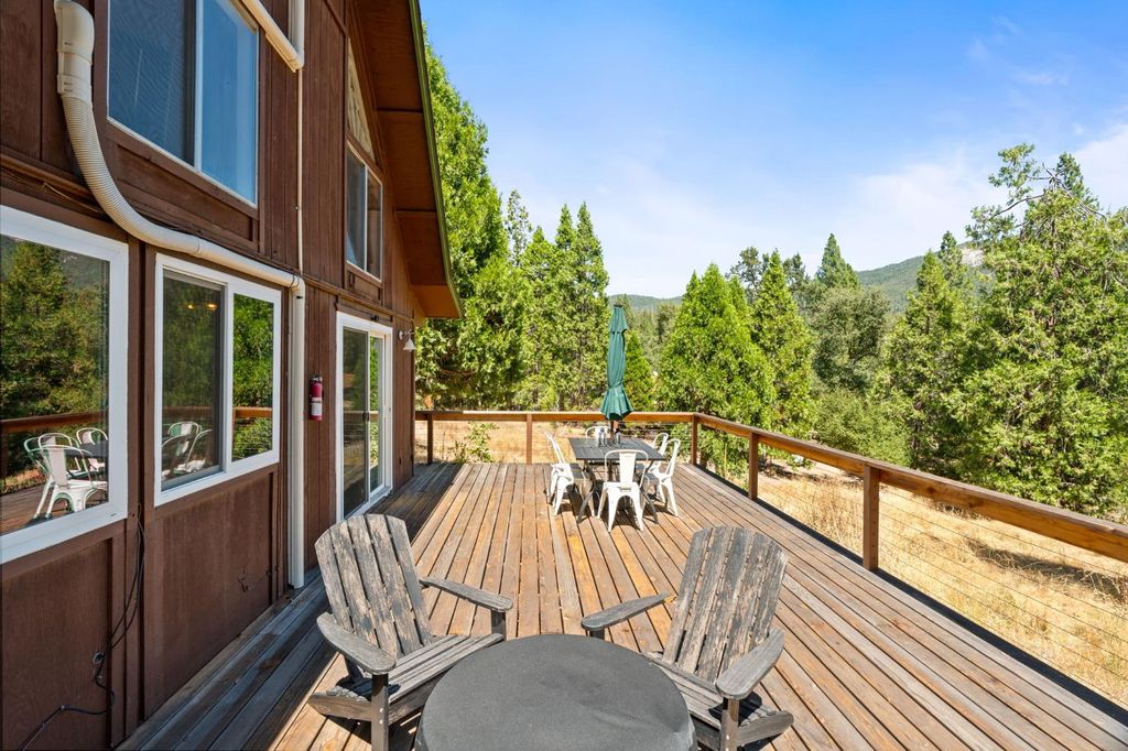 Image 39 of property listing at 5570 Grayling Road, Mariposa, CA 95338