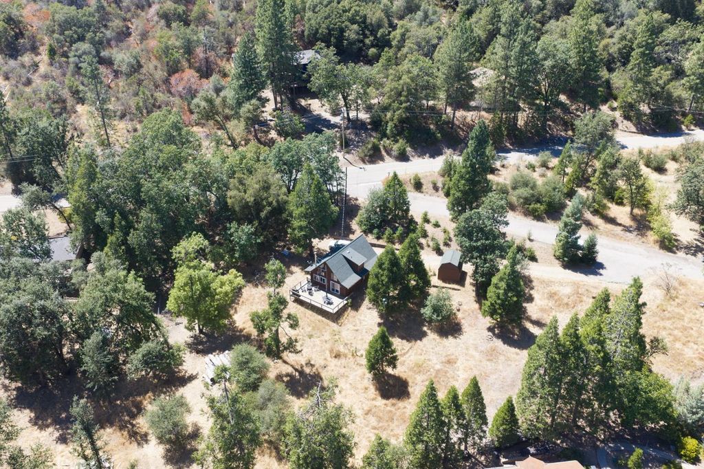 Image 46 of property listing at 5570 Grayling Road, Mariposa, CA 95338