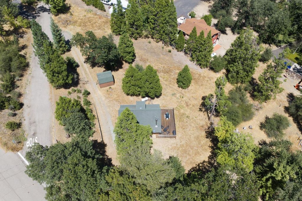 Image 48 of property listing at 5570 Grayling Road, Mariposa, CA 95338