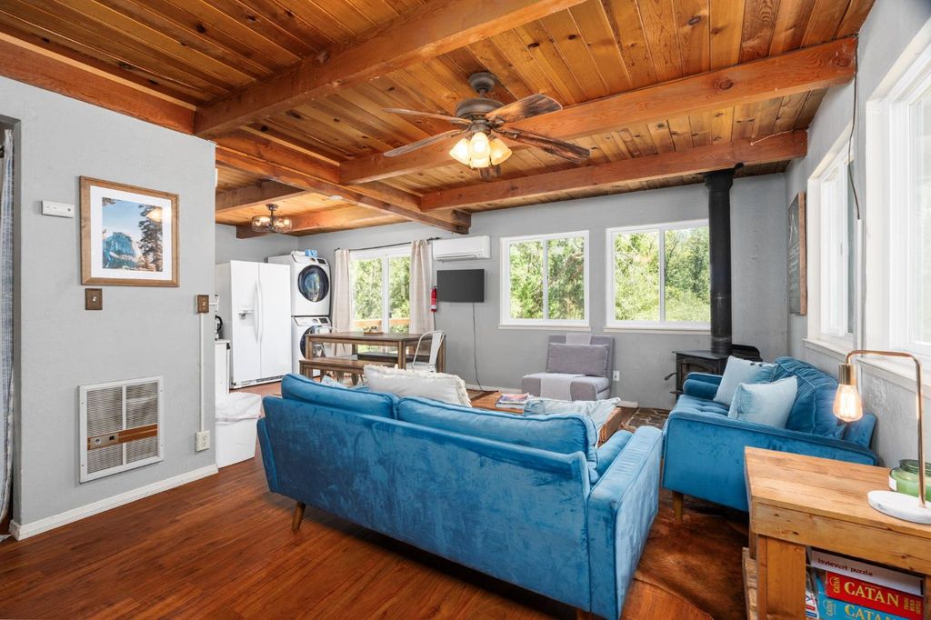 Image 6 of property listing at 5570 Grayling Road, Mariposa, CA 95338
