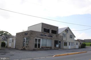 601 W MAIN STREET, New Holland, PA 17557