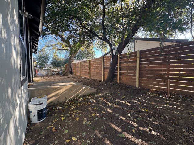 3110 Roby Street, Dallas, TX 75215