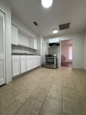 3110 Roby Street, Dallas, TX 75215