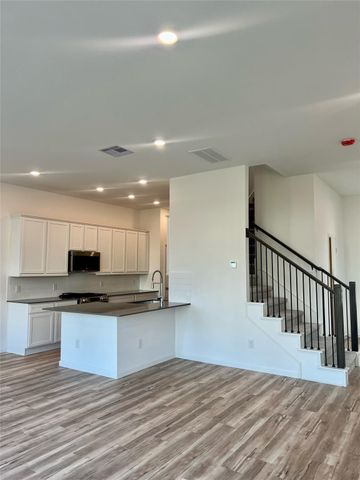 2219 Via Isa Lane, Houston, TX 77051