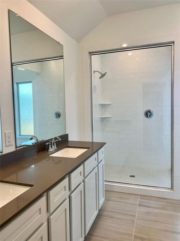 2219 Via Isa Lane, Houston, TX 77051