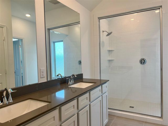 2219 Via Isa Lane, Houston, TX 77051