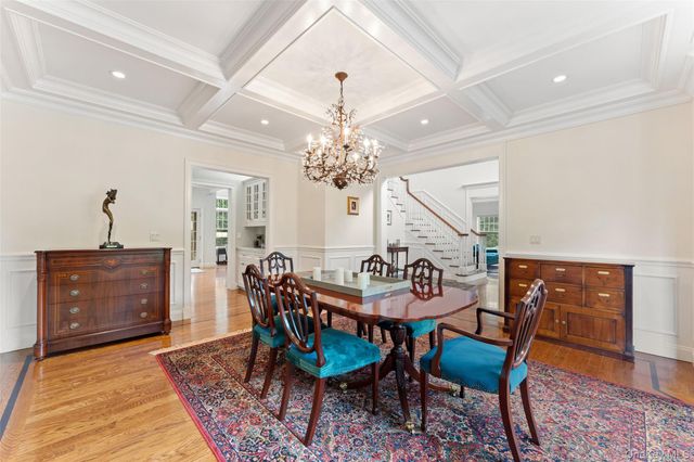1 Cambridge Court, New Rochelle, NY 10804