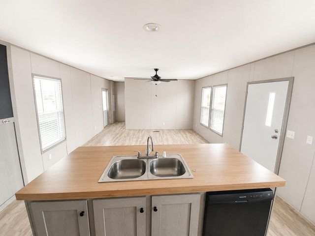 282 Cr 5706, Cleveland, TX 77327
