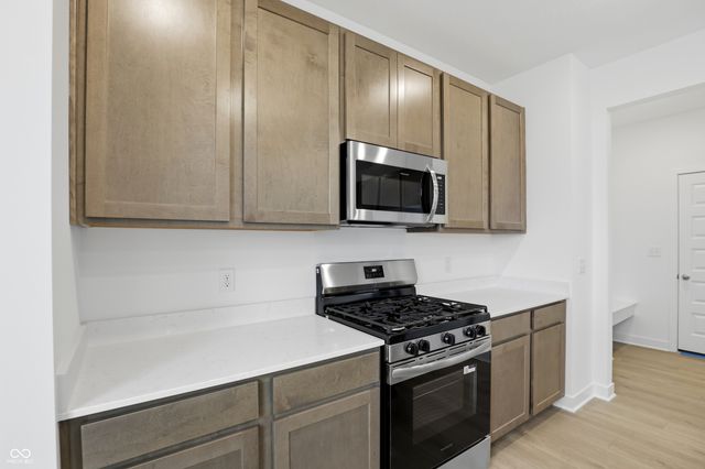 1902 W Addison Drive, Greenfield, IN 46140