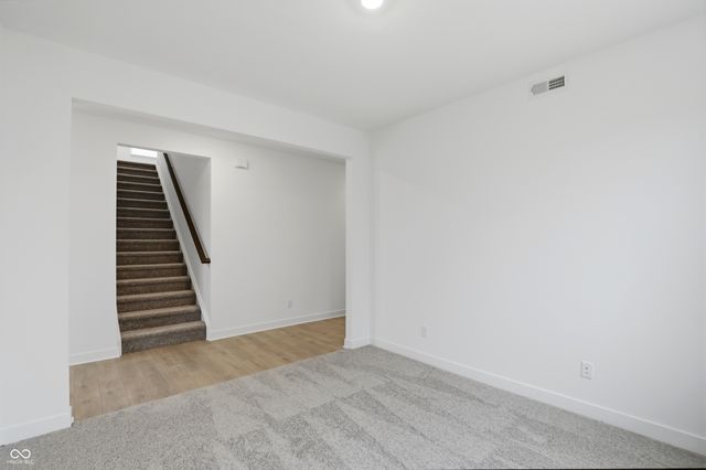 1902 W Addison Drive, Greenfield, IN 46140