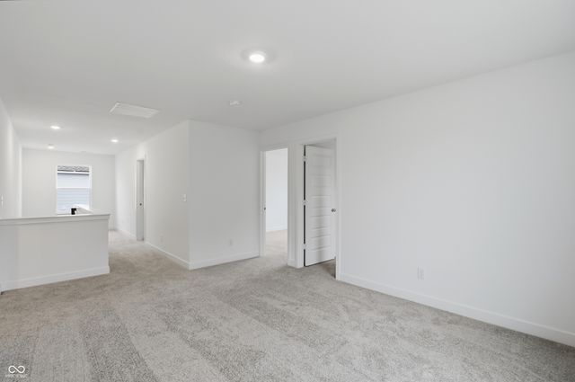 1902 W Addison Drive, Greenfield, IN 46140