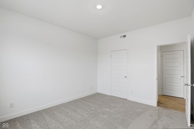 1902 W Addison Drive, Greenfield, IN 46140