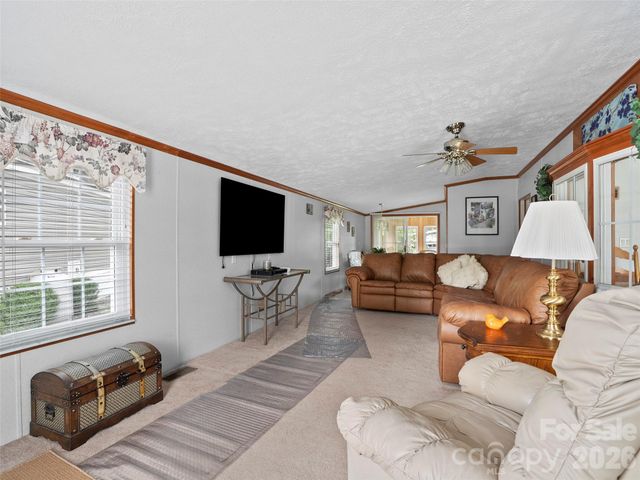 43 Pike Point, Waynesville, NC 28785