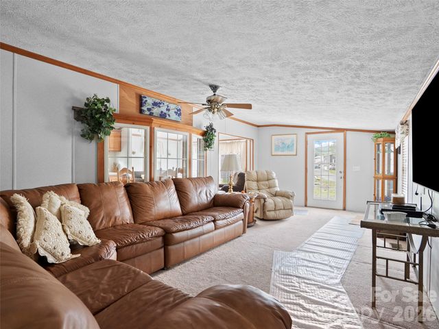 43 Pike Point, Waynesville, NC 28785
