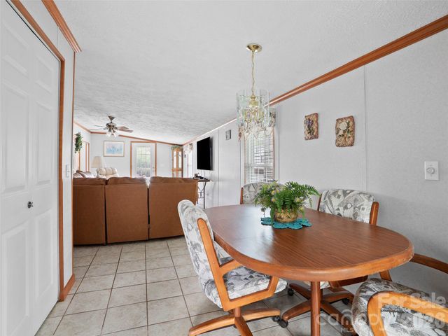 43 Pike Point, Waynesville, NC 28785