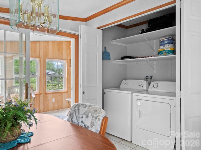 43 Pike Point, Waynesville, NC 28785