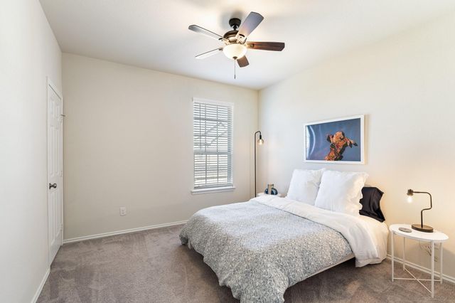 3235 Longleaf Meadows Drive, Houston, TX 77063
