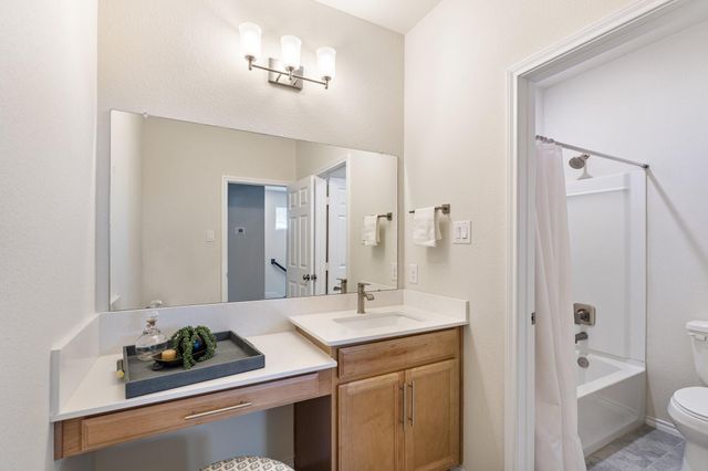 3235 Longleaf Meadows Drive, Houston, TX 77063