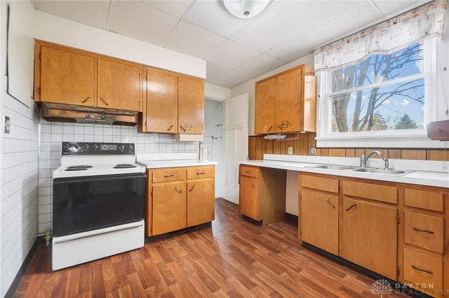 710 Greenlawn Avenue, Dayton, OH 45403