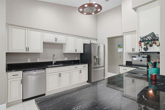 130 E BAHAMA ROAD, Winter Springs, FL 32708