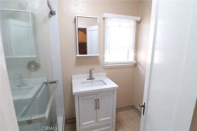 925 N Lacy 4, Santa Ana, CA 92701