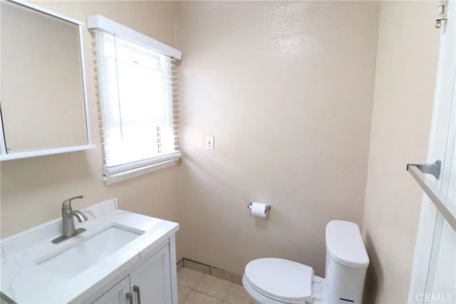 925 N Lacy 4, Santa Ana, CA 92701