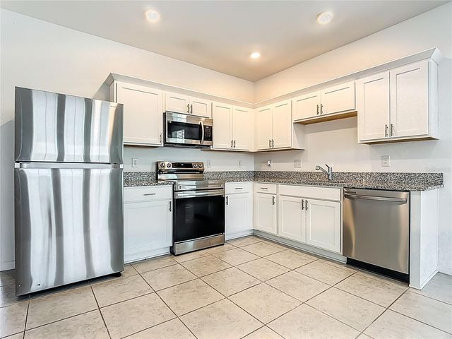 373 GRAND PINE LANE, St Cloud, FL 34771