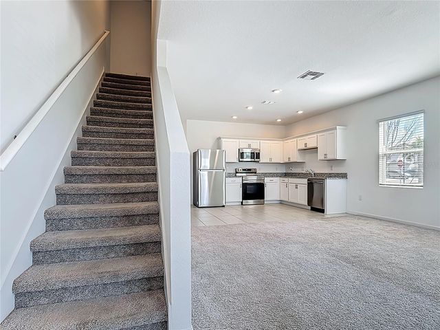 373 GRAND PINE LANE, St Cloud, FL 34771