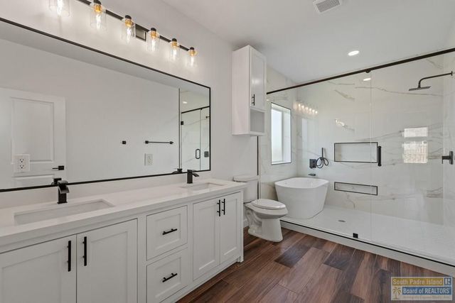 111 Heron Dr., Los Fresnos, TX 78566