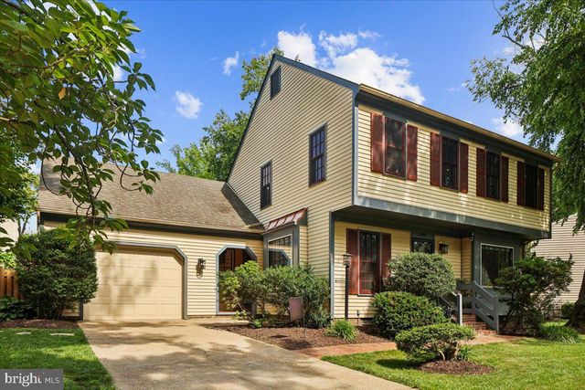 15421 AUTUMN LN, Dumfries, VA 22025