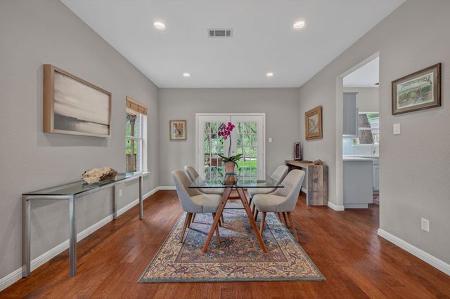 8910 Spicebrush DR, Austin, TX 78759